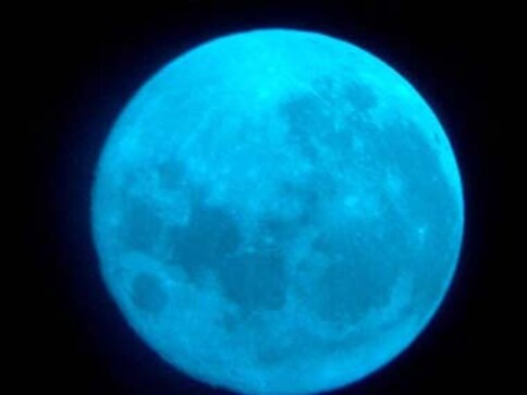 Once in a blue moon, is tonight!