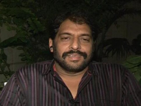 Delhi court issues non bailable warrant against Kanda