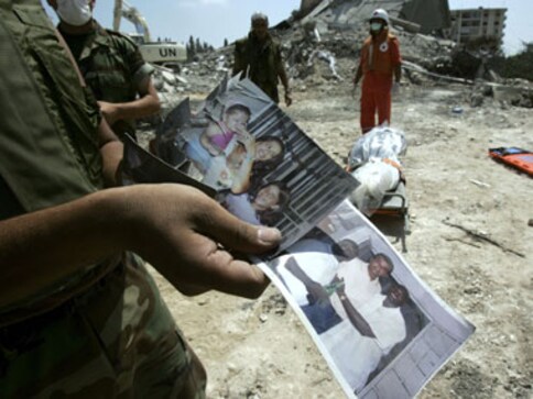 Suicide bomber kills 8 in Nigeria