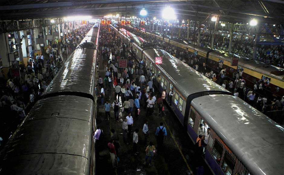 Crowd at the Chatrapati Shivaji terminus after the trains were late due to heavy rains in Mumbai. Shashank Parade/PTI Crowd at the Chatrapati Shivaji terminus after the trains were late due to heavy rains in Mumbai. Shashank Parade/PTI