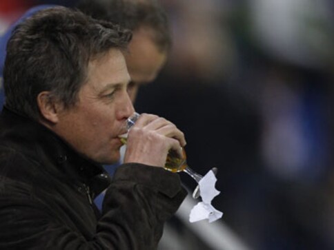 Hugh Grant backs gay marriage rights campaign