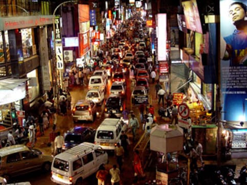 Sustainable traffic solutions missing in campaign discourse as Bengaluru eyes one crore vehicles Sustainable traffic solutions missing in campaign discourse as Bengaluru eyes one crore vehicles