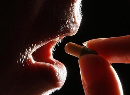 Antidepressants linked to risk of brain bleeds: study Antidepressants linked to risk of brain bleeds: study