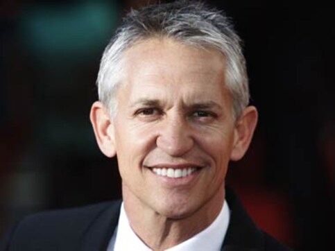 Lineker apologises for comment on Muslim players' celebration Lineker apologises for comment on Muslim players' celebration