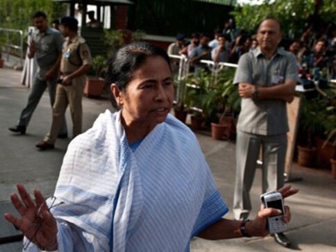 Mamata lashes out at UPA over fertiliser price hike