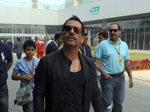 Auditors too think DLF and Vadra may have lied about the 'advance' Auditors too think DLF and Vadra may have lied about the 'advance'