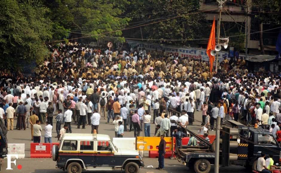 Crowds of Shiv Sena activists gather outside the Thackerays' residence in suburban Mumbai. Sachin Gokhale/ Firstpost Crowds of Shiv Sena activists gather outside the Thackerays' residence in suburban Mumbai. Sachin Gokhale/ Firstpost