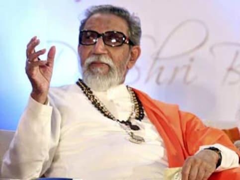Celebrities, politicians mourn Balasaheb's death on Twitter Celebrities, politicians mourn Balasaheb's death on Twitter