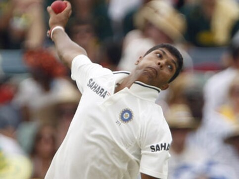 Mumbai Test: Umesh ruled out, Broad a doubt Mumbai Test: Umesh ruled out, Broad a doubt