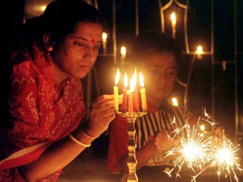 Here’s a Diwali Gift that could never go wrong