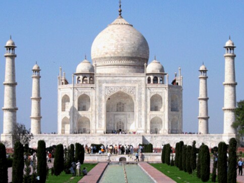 Taj Mahal's replica in Dubai to be four times its size