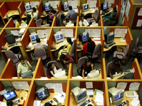 Social media, cloud computing hold promise for Indian IT in 2013 Social media, cloud computing hold promise for Indian IT in 2013