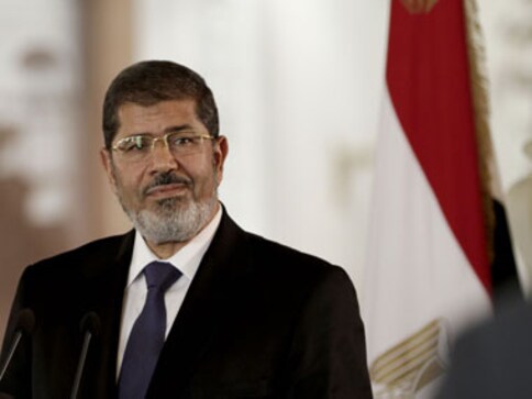 Egypt's Islamist govt opens doors for expatriate voters