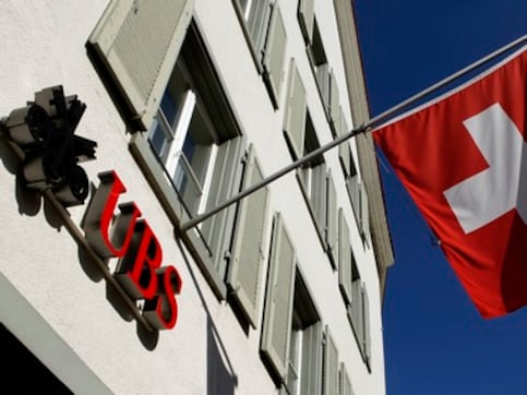 UBS faces $1 bn fine for rigging Libor interest rates UBS faces $1 bn fine for rigging Libor interest rates