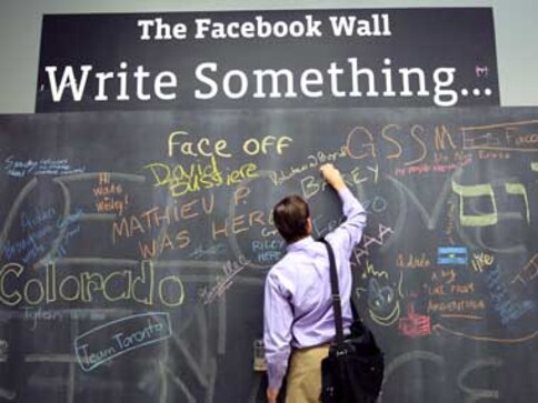 Feeling lonely? Updating your Facebook status will help