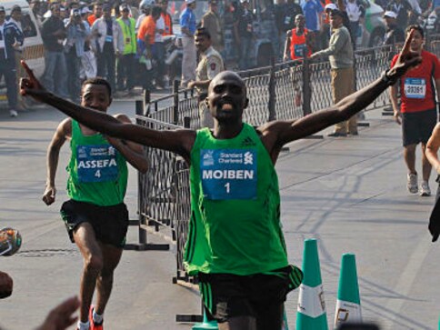 Mumbai Marathon: Doctors, dabbawallahs, actors on the run
