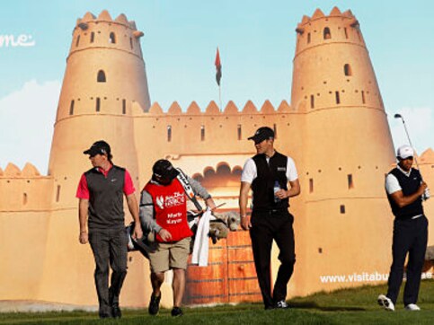 Jeev makes strong start, McIlroy and Woods struggle Jeev makes strong start, McIlroy and Woods struggle