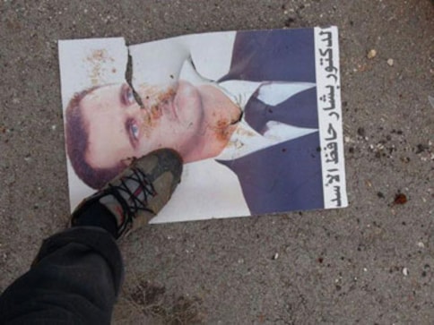 Government rocket kills 6 in Syria