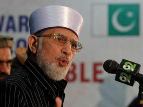 Pak govt begins talks with cleric to stop massive rally Pak govt begins talks with cleric to stop massive rally