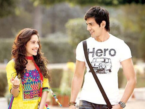 Movie Review: Akaash Vani a good film about a bad marriage Movie Review: Akaash Vani a good film about a bad marriage
