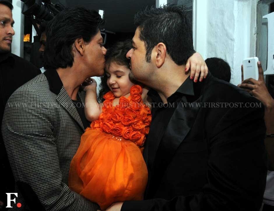Shah Rukh Khan with Dabboo Ratnani and his daughter Myrah at the annual calender launch by the photographer. Sachin Gokhale/Firstpost Shah Rukh Khan with Dabboo Ratnani and his daughter Myrah at the annual calender launch by the photographer. Sachin Gokhale/Firstpost