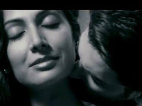 Dama Dam Mast Kalandar song will be in David: Filmmaker Bejoy Nambiar Dama Dam Mast Kalandar song will be in David: Filmmaker Bejoy Nambiar