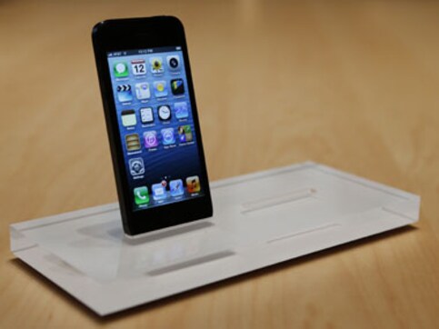 Weak demand forces Apple to cuts LCD panel orders for iPhone 5 Weak demand forces Apple to cuts LCD panel orders for iPhone 5