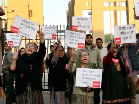New anti-rape laws?Justice Verma committee to submit report today New anti-rape laws?Justice Verma committee to submit report today