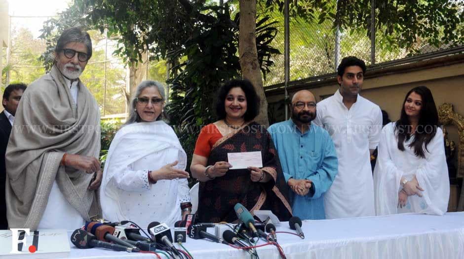 Amitabh Bachchan and wife Jaya present a cheque to the charity organisation Plan India. Also seen in the photo are Bhagyashri Dengle, filmmaker Govind Nihalani, Aishwarya and Abhishek Bachchan. Sachin Gokhale/ Firstpost Amitabh Bachchan and wife Jaya present a cheque to the charity organisation Plan India. Also seen in the photo are Bhagyashri Dengle, filmmaker Govind Nihalani, Aishwarya and Abhishek Bachchan. Sachin Gokhale/ Firstpost