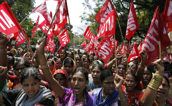 Images: How commuters were affected on day one of Bharat Bandh Images: How commuters were affected on day one of Bharat Bandh