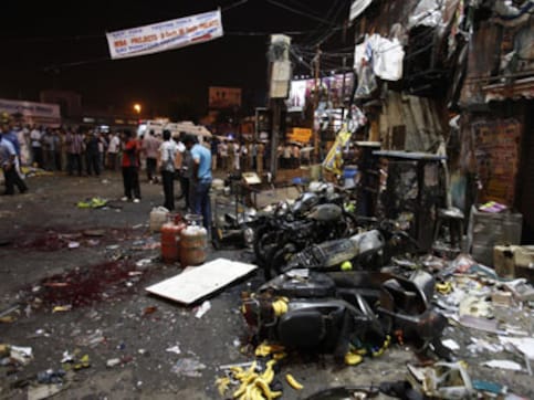 Hyderabad blasts: Five students among 14 dead Hyderabad blasts: Five students among 14 dead