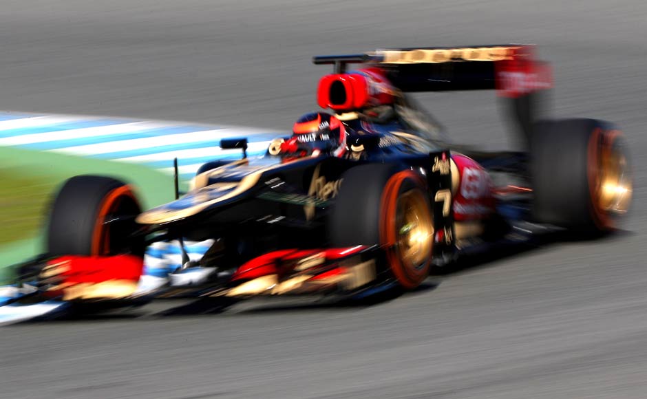 The Lotus E21 — the car still has a nose step, and technical director James Allison confirmed that weight concerns meant no vanity panel has been fitted as yet. Getty Images The Lotus E21 — the car still has a nose step, and technical director James Allison confirmed that weight concerns meant no vanity panel has been fitted as yet. Getty Images