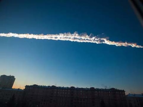 Viral video: Footage of meteor that injured 400 in Russia Viral video: Footage of meteor that injured 400 in Russia