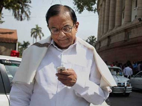 Budget 2013 effect: Mobile phones set to get more expensive