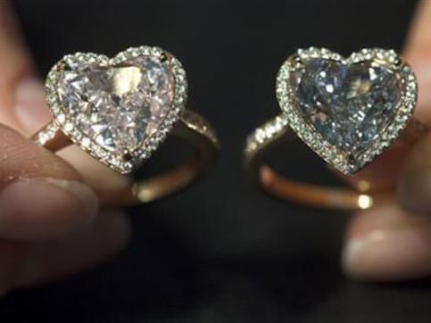 Valentine's Day: How and when to buy diamonds Valentine's Day: How and when to buy diamonds