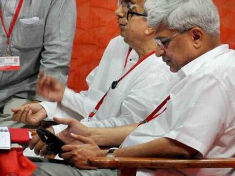 CPM to hold meeting with Bengal’s Congress leadership to discuss joint movement for 25 Nov bypolls in state CPM to hold meeting with Bengal’s Congress leadership to discuss joint movement for 25 Nov bypolls in state
