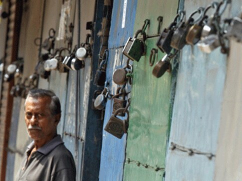 MPs slam govt for 'apathy' towards workers, trade unions MPs slam govt for 'apathy' towards workers, trade unions