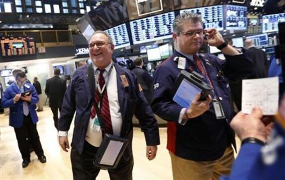 Dow closes at another high, eyes turn to U.S. payrolls Dow closes at another high, eyes turn to U.S. payrolls
