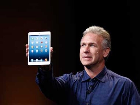 Ahead of Galaxy S IV launch, Apple's Phil Schiller blasts Android, Samsung Ahead of Galaxy S IV launch, Apple's Phil Schiller blasts Android, Samsung
