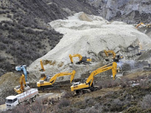 Massive landslide in China buries 83 gold mine workers