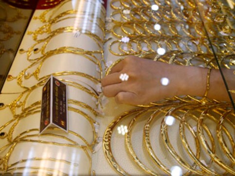 Gold sale to rise in Gulf on limit revision for NRIs post Budget 2013 Gold sale to rise in Gulf on limit revision for NRIs post Budget 2013