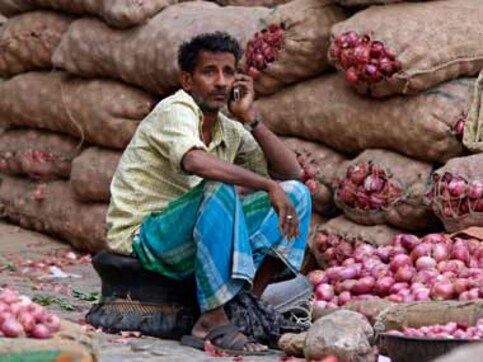 Govt likely to get Rs 23,000 cr through one-time fee Govt likely to get Rs 23,000 cr through one-time fee