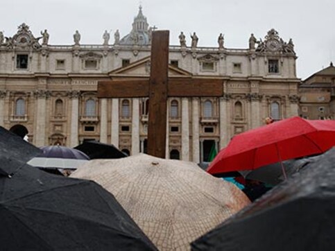 Live: Argentinian Jorge Bergoglio elected pope, takes name Pope Francis Live: Argentinian Jorge Bergoglio elected pope, takes name Pope Francis