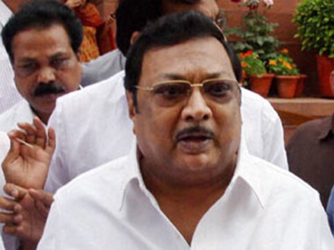 MK Alagiri changes stance on re-entry into DMK, says he is 'ready to accept Stalin' as his leader MK Alagiri changes stance on re-entry into DMK, says he is 'ready to accept Stalin' as his leader