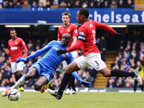 How Chelsea beat Man United at their own game How Chelsea beat Man United at their own game