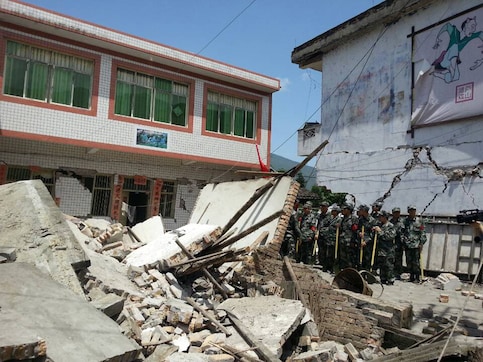 Frustration rises from rubble of China's deadly quake Frustration rises from rubble of China's deadly quake