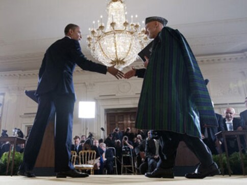 Obama, Karzai discuss transition during US pullout from Afghanistan Obama, Karzai discuss transition during US pullout from Afghanistan