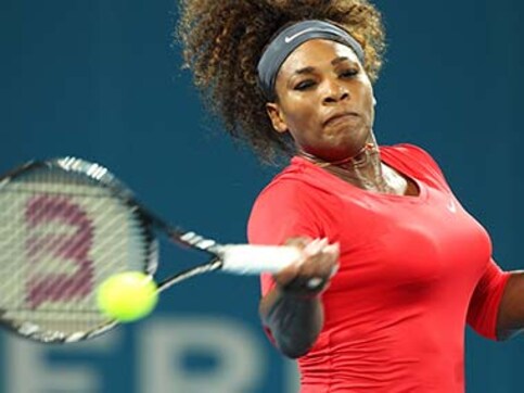 Serena Williams crushes sister Venus in straight sets Serena Williams crushes sister Venus in straight sets