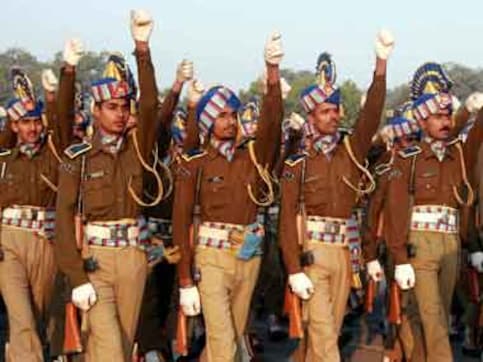 Four CRPF troopers wounded as bomb defusion goes wrong Four CRPF troopers wounded as bomb defusion goes wrong