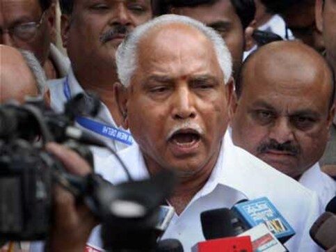 Congress heading for big win in Karnataka: CNN-IBN poll Congress heading for big win in Karnataka: CNN-IBN poll